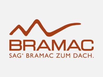 Logo BRAMAC in Farbe auf grauem Hintergrund